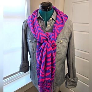 LILLY PULITZER I GOT LUCKY POP PINK SILK CASHMERE SCARF FRINGE ENDS WOMEN OS